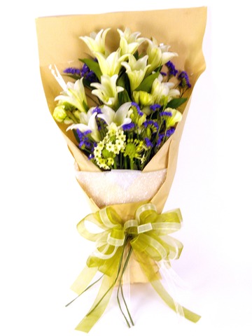 Florist Flower Bouquet - Pure Lilies Bouquet - P8977 Photo