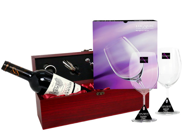 Wine n Food Hamper - Fancy Wine Box Gift Set FH86 - HW0125A1 Photo